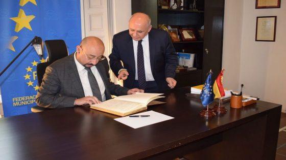 أدوار الفريقين تجمع بين المغرب وإسبانيا