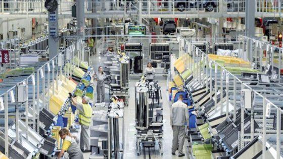 بحسب المسح الاقتصادي الشهري لبنك المغرب: الصناعة ورجال الأعمال “متفائلون إلى حد ما”