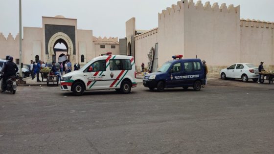 العثور على جثة شخص ميت قرب الباب 10 للمركب التجاري سوق الأحد