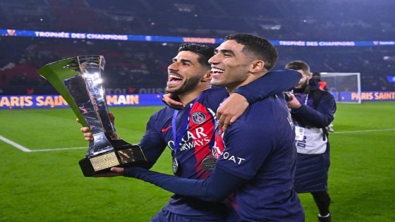 حكيمي يقدم مقابلة لـلتاريخ مع الـPSG ويساهم في فوزه بـالسوبر الفرنسي