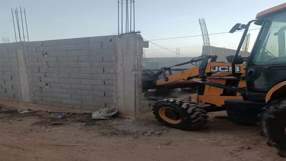 الجرفات تتحرك بأيت عميرة وحملة واسعة وميدانية لإزالة البناء العشوائي