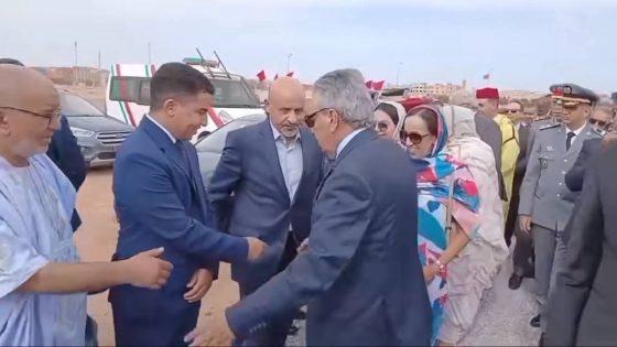 كلميم : واقعة بروتوكولية تثير الانتباه عدم مصافحة والي الجهة لأحد نواب الرئيس يشعل نقاشاً حول العلاقة بين السلطة والمنتخبين