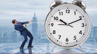 المغرب يستعد للعودة إلى توقيت غرينيتش تزامنًا مع شهر رمضان