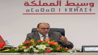 تقرير الوسيط المرفوع إلى الملك يدق ناقوس الخطر بطء الإدارات وتجاهل شكاوى المواطنين يعرقلان جودة المرفق العمومي