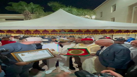 جمعية سوس كناوة تكرم عامل إنزكان آيت ملول محمد الزهر تقديرا لمساره وجهوده التنموية