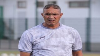 الرجاء يعين الجيناني مساعدا لخيميز تمهيدا لرحيله